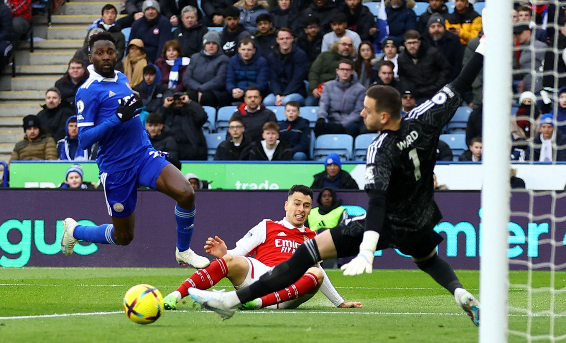 他是否能在 他是否能在