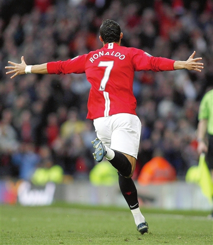 根据球员在 根据球员在